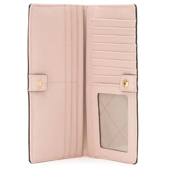 Michael kors Wallet (BABY PINK) lightly used - Picture 2 of 16